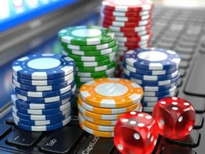 Поліція визначила, кому належить онлайн-казино "Космолот"