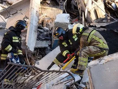 У Магнітогорську вже 16 загиблих від вибуху в будинку