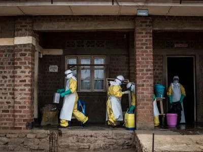 Гендиректор ВООЗ оглянув охоплені лихоманкою Ебола райони ДР Конго