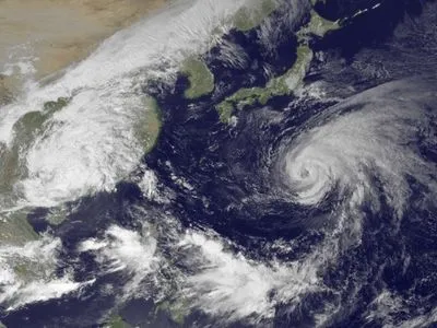 На Таїланд насувається перший за 30 років тропічний шторм