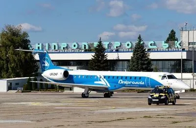 Негода насувається: аеропорт Дніпра працює у штатному режимі