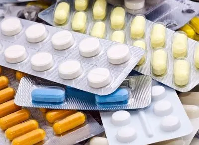 Лекарства на АЗС: в Литве разрешили продажу