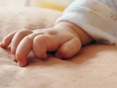 Породіллі повідомили про підозру за кинуте на смерть немовля