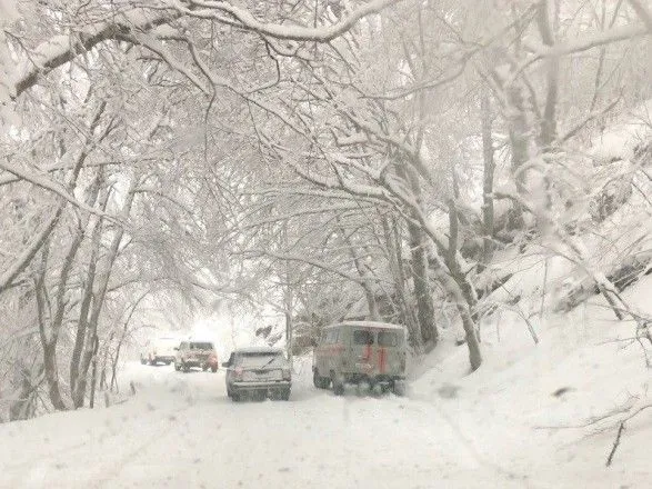 Загроза лавин: в окупованому Криму закрили дорогу на Ай-Петрі