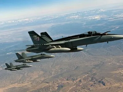 ВВС Канады получат первые истребители F/A-18 из Австралии весной