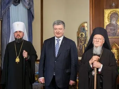 Порошенко, Епифаний и Варфоломей записали совместное рождественское поздравление для украинцев
