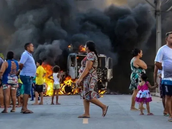 У Бразилії ввели військових у місто Форталеза для зупинки заворушень
