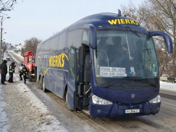 u-rivnomu-vryatuvali-pasazhiriv-mizhnarodnogo-avtobusa