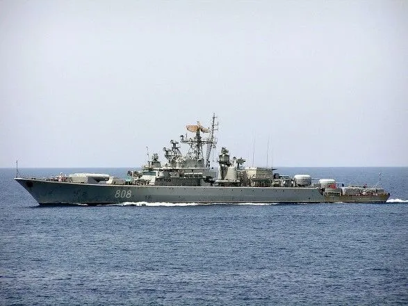 Россия отправила сторожевой корабль для "контроля" НАТО в Черном море