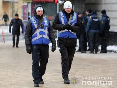Близько тисячі правоохоронців забезпечують порядок у Києві