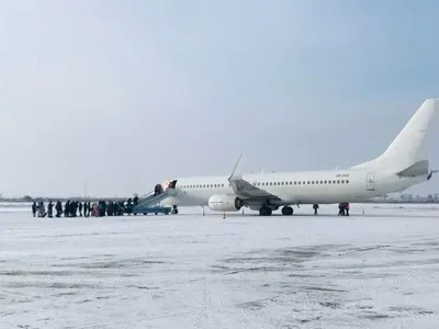 Літак з Єгипту не зміг сісти в Миколаєві через погодні умови
