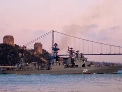 Российский боевой корабль "Североморск" вошел в Черное море