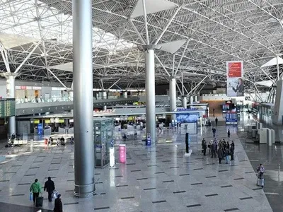 В туалете аэропорта Москвы нашли труп мужчины