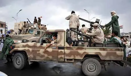 Беспилотники йеменских повстанцев атаковали военный парад, есть погибшие