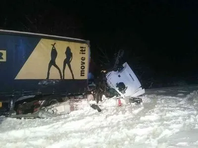 В Словакии поезд врезался в грузовик: 7 пострадавших