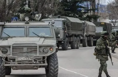 РФ стягує до Криму військову техніку, щоб блокувати до нього доступ – МінТОТ