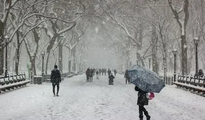 Україну сьогодні присипле снігом, а дороги вкриє ожеледиця