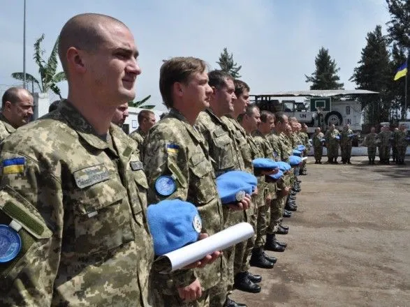 Понад 300 українських миротворців перебувають в міжнародних операціях