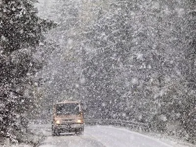 Украинцев предупредили о снегопадах и метелях в Карпатах