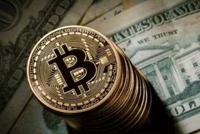 У квітні Bitcoin рекордно подешевшає - аналітик