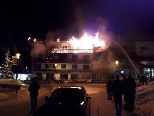 Пожежа на курорті Куршевель: щонайменше двоє людей загинули