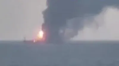 Пожар на кораблях в Черном море: есть угроза взрыва