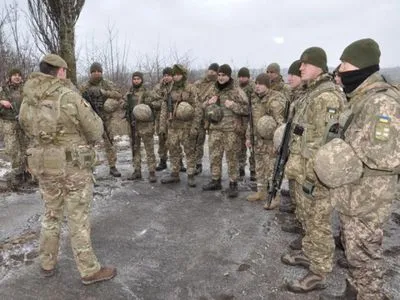 Британські інструктори розпочали підготовку українських морських піхотинців