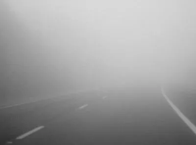 Українців попередили про ожеледицю та туман