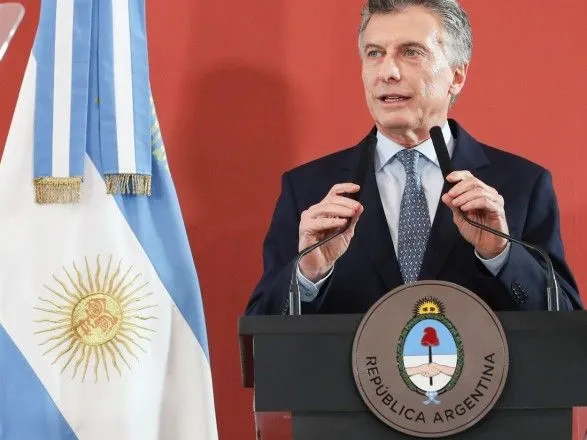 argentina-takozh-viznala-glavu-opozitsiyi-timchasovim-prezidentom-venesueli