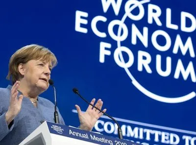 Меркель виступила з посланням у Давосі