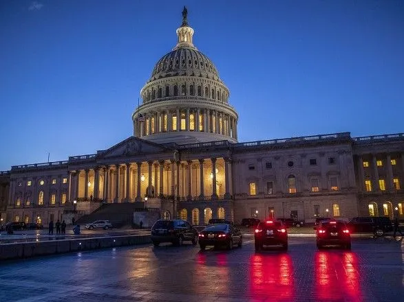 Сенат США не прийняв пропозицію Трампа щодо виходу з бюджетної кризи