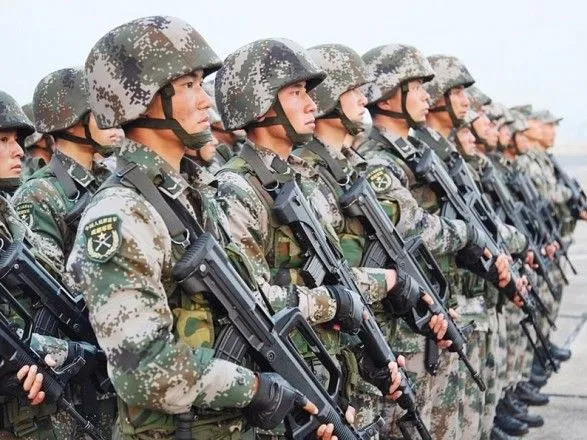 Китай реорганізовує чисельність сухопутних військ