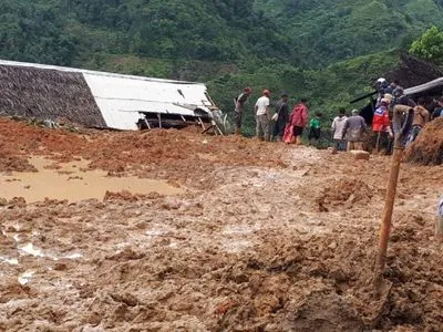Наводнение в Индонезии забрало жизни 26 человек