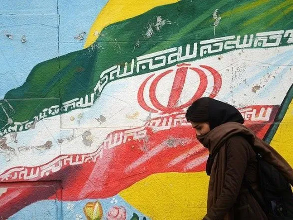 В рамках економії в Ірані звільнили понад 66 тисяч держслужбовців