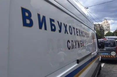 Из-за "минирования" из львовского ТЦ эвакуировали более тысячи человек