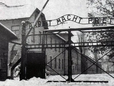 Заходи з нагоди 74-ї річниці визволення концтабору в Освенцимі пройдуть в Польщі