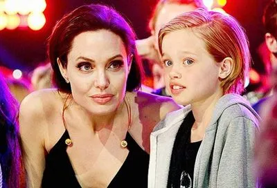 Дочь Анджелины Джоли и Брэда Питта решила уйти от матери
