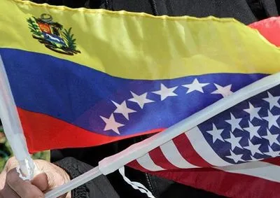 Останні дипломати США покинули посольство у Венесуелі
