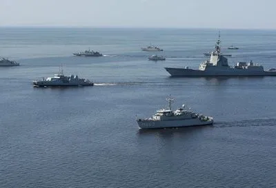 Украина усиливает оборонительные возможности на море - Полторак