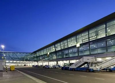 Из-за непогоды в аэропорту "Борисполь" задерживают рейсы