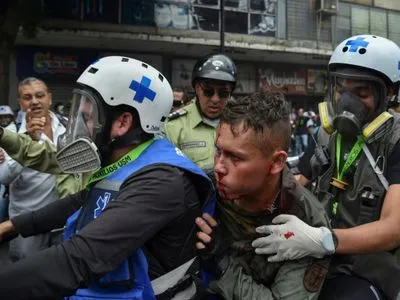 Протесты в Венесуеле: почти 900 человек задержаны