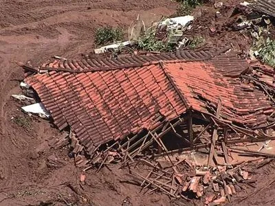 Прорыв дамбы в Бразилии: 115 погибших, опубликовано видео момента катастрофы