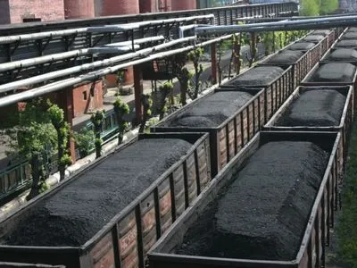Україна перевірить походження вугілля, завезене з Білорусі