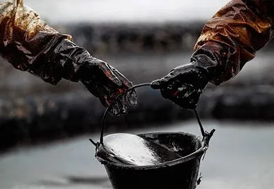 Виробництво нафти за рік зросло на 7,2%