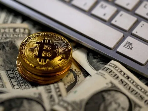 CEO Twitter: биткоин станет нативной валютой интернета