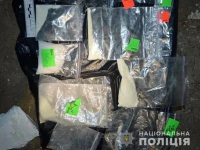 Полицейские разоблачили поставщика "закладок" наркотиков на Волыни