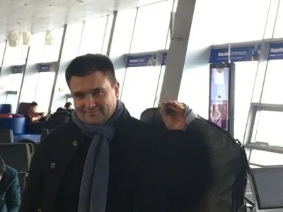 Глава МИД Украины вылетел в Вашингтон