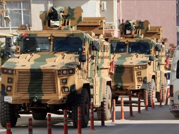 Турция стягивает спецназ на границу с Сирией