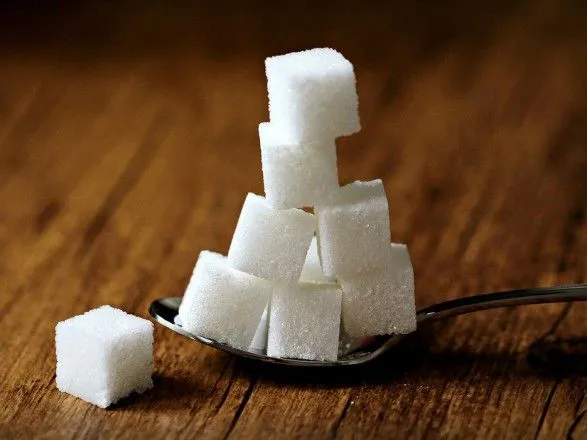 Виробництво цукру в Україні скоротилось на 15%