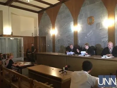 У Львові судять підозрюваних у нападі на табір ромів